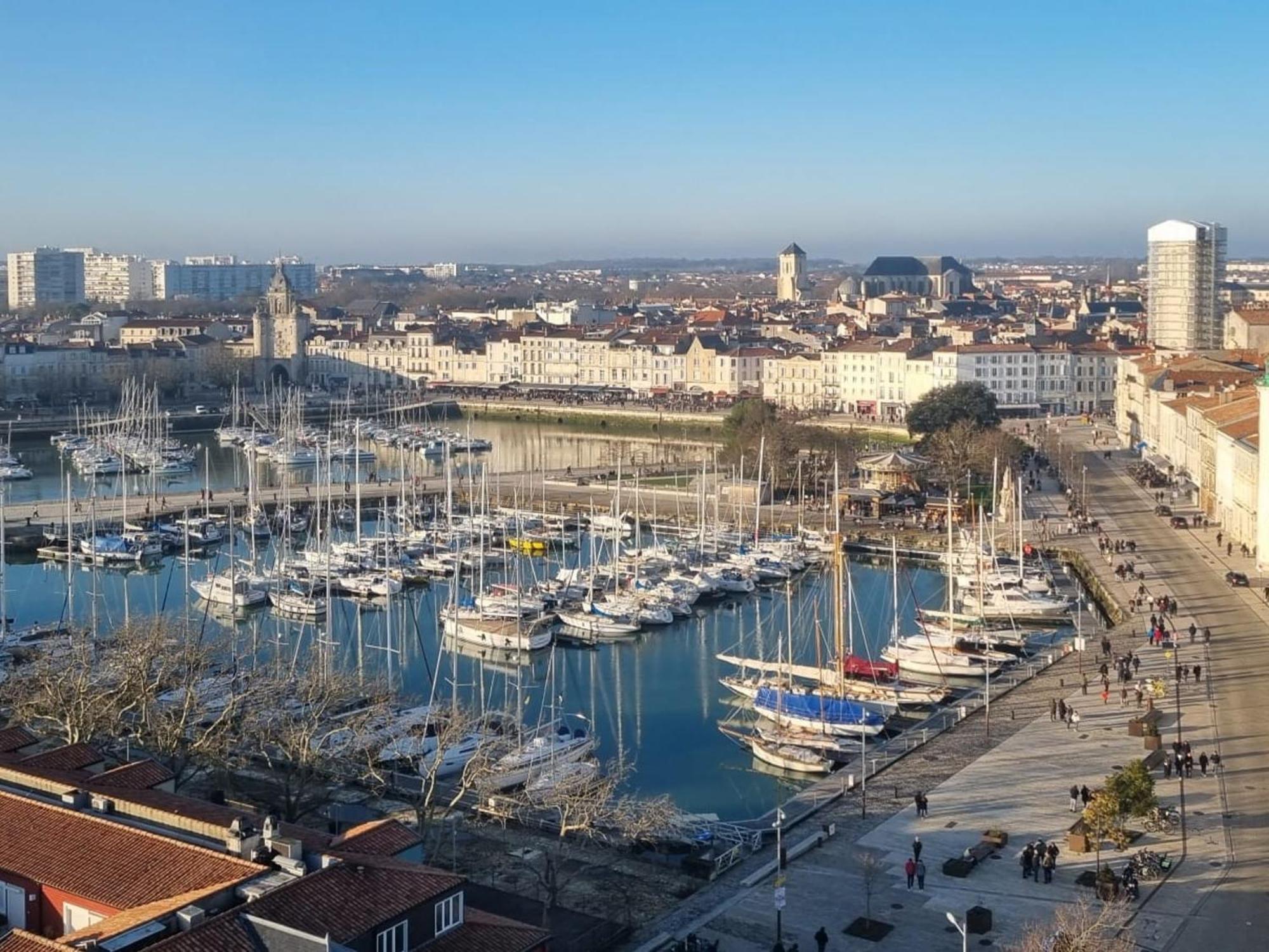Studio Ensoleille Au Bord De Mer Avec Balcon Et Parking, Proche Centre Et Plage - La Rochelle - Fr-1-535-51 Zewnętrze zdjęcie